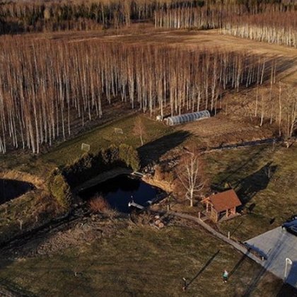 Teritorija 1,5h.platībā.