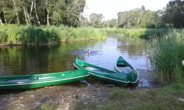 Kanoe laivu noma,atrodamies 300 metrus no Upes Lielā jugla.